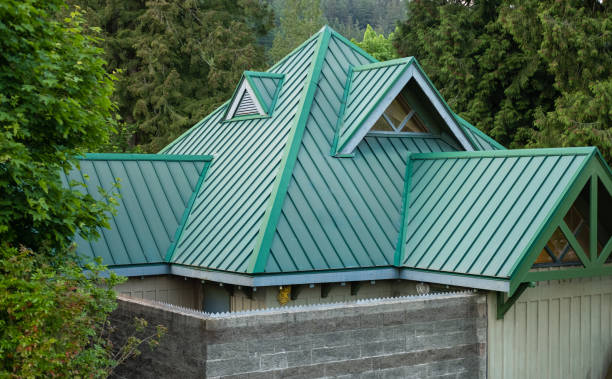 Best Emergency Roof Repair Services  in Waupun, WI